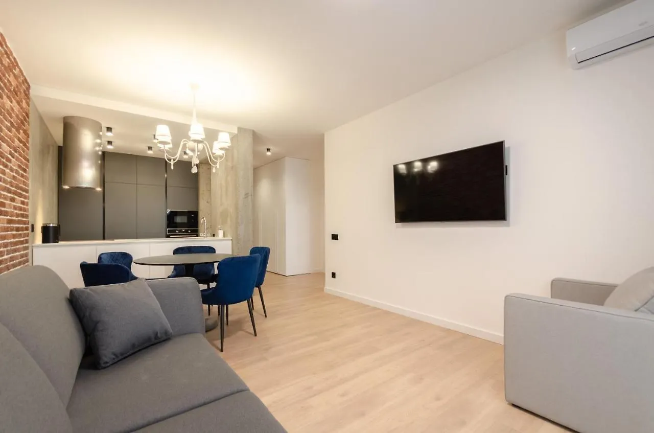 Petrovdom 12-95 Loft Apartments At Rc Kvartet, 16Г Vasyl Lypkivskyi Street Киев 0*,  Украина