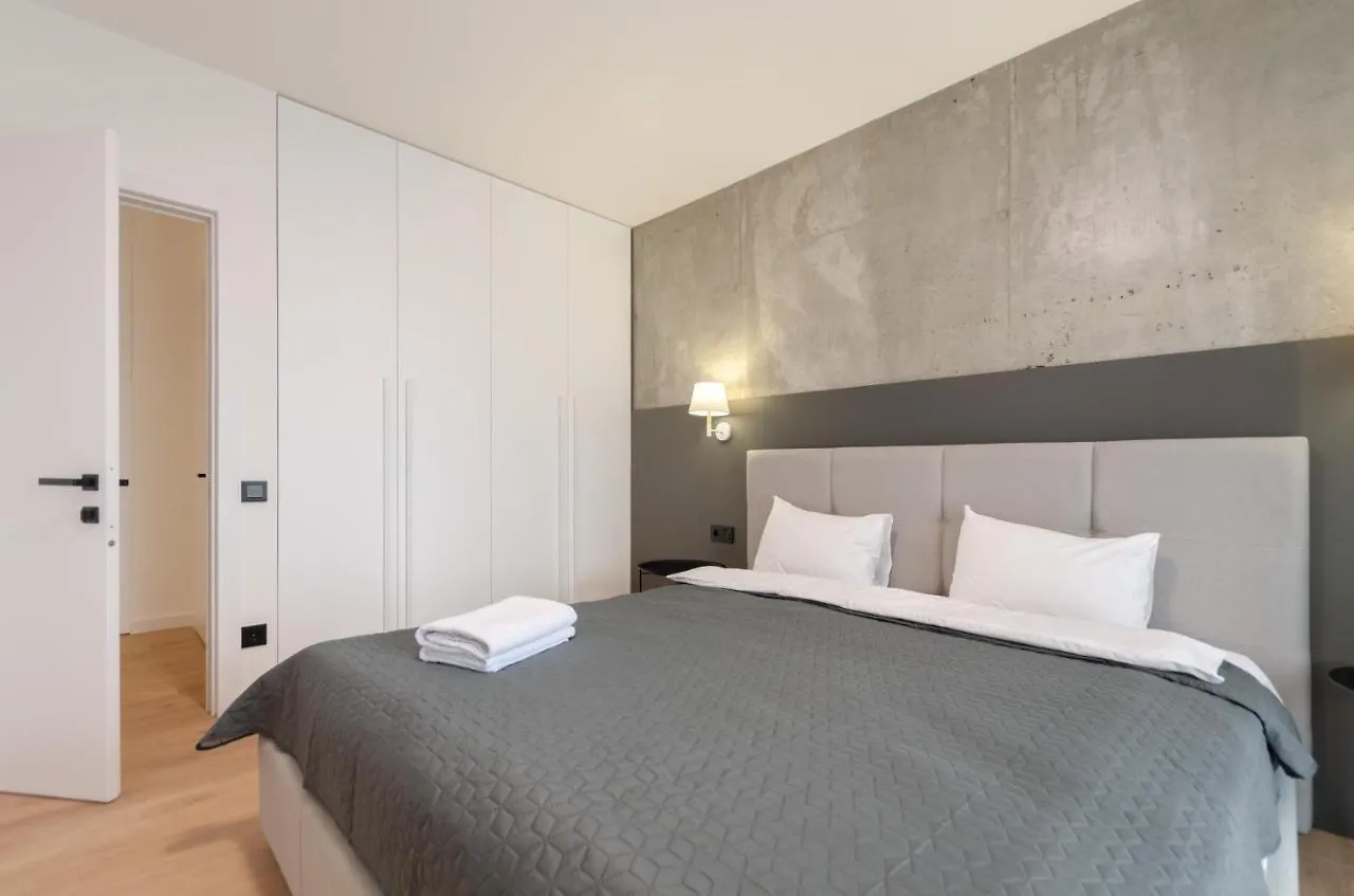 Petrovdom 12-95 Loft Apartments At Rc Kvartet, 16Г Vasyl Lypkivskyi Street Kiev Ukrayna